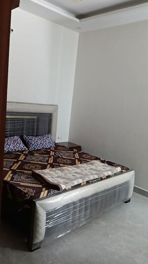 2 BHK Builder Floor For Rent in Aman Vihar