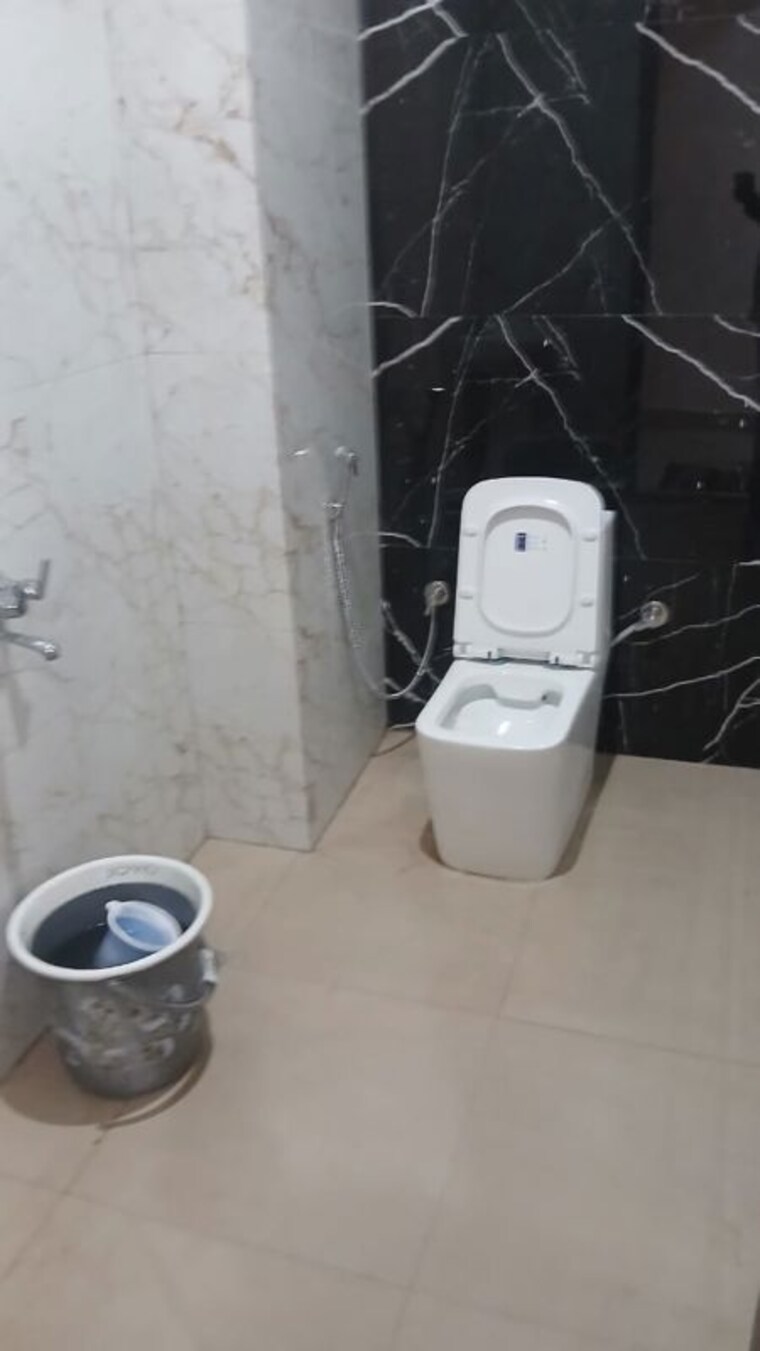 Bathroom, aman vihar 2 Bedroom 1300 Sq.Ft. Builder Floor In Aman Vihar Dehradun 10574955