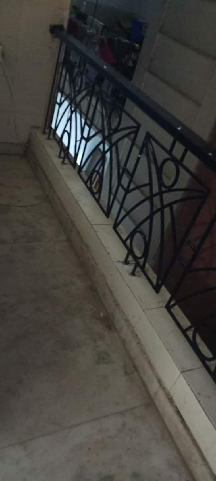 Balcony, govindpuri 2 Bedroom 75 Sq.Yd. Builder Floor In Govindpuri Delhi 10574952