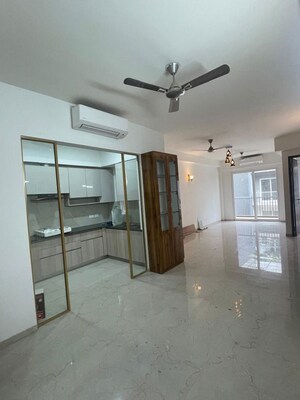 3.5 BHK Builder Floor For Rent in Smart World Orchard, Sector 61