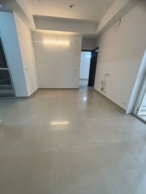 Room in 2 BHK Apartment at Panchsheel Greens, Sector 16 Greater Noida – for Sale