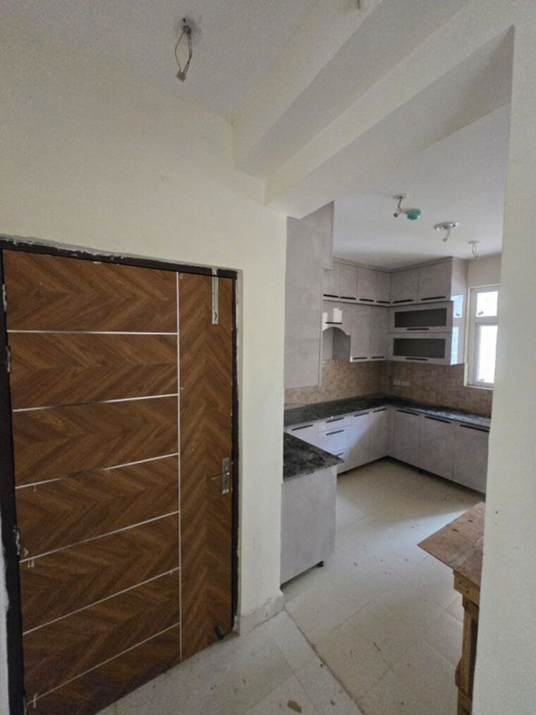 Bathroom, kanha-apartments-indirapuram 2 Bedroom 1000 Sq.Ft. Builder Floor In Shakti Khand 2 Ghaziabad 10574966