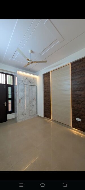Room in 2 BHK Builder Floor at Kanha Apartments Indirapuram, Shakti Khand 2 – for Rent