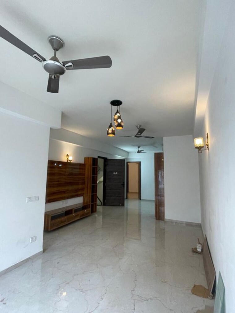 Room, smart-world-orchard 3.5 Bedroom 1680 Sq.Ft. Builder Floor In Sector 61 Gurgaon 10574980