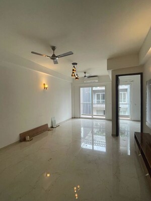3.5 BHK Builder Floor For Rent in Smart World Orchard, Sector 61