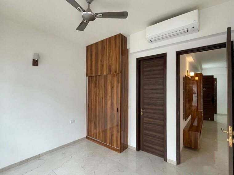 Room, smart-world-orchard 3.5 Bedroom 1680 Sq.Ft. Builder Floor In Sector 61 Gurgaon 10574980