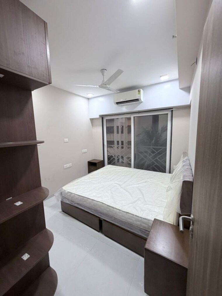 Bedroom, vayuputra-trident 1 Bedroom 450 Sq.Ft. Apartment In Santacruz West Mumbai 10574924