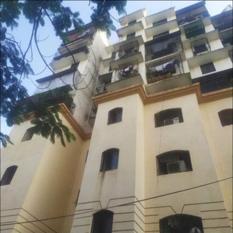 1 Rk  340 Sq.Ft. Apartment in Leo Group Housing Complex