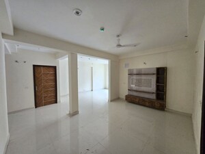 Room in 2 BHK Apartment at Angel Mercury, Vaibhav Khand – for Rent