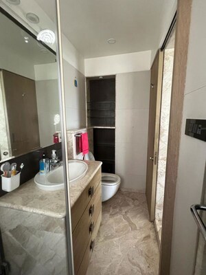 Team Area in 2 BHK Apartment at Captain Villa, Bandra West – for Rent