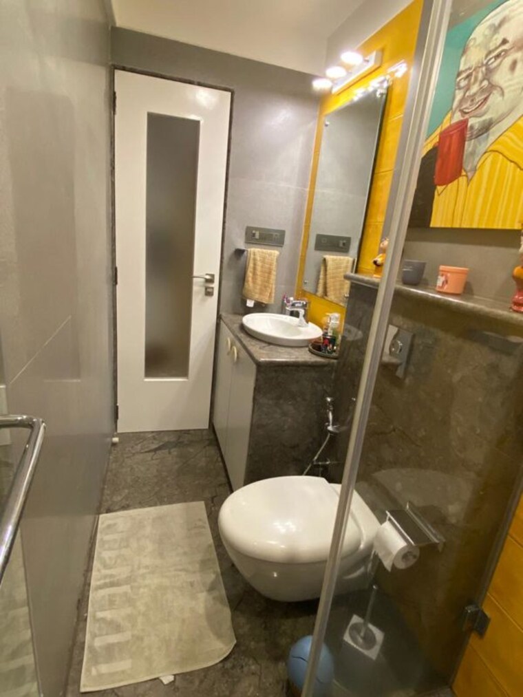 Bathroom, captain-villa 2 Bedroom 850 Sq.Ft. Apartment In Bandra West Mumbai 10574995