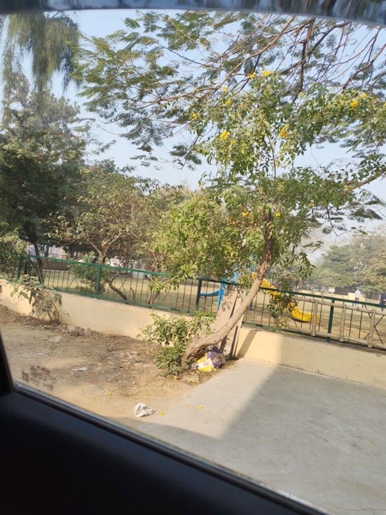 Balcony, omicron 1a greater noida 2.5 Bedroom 200 Sq.Mt. Independent House In Omicron 1a Greater Noida Greater Noida 10574994