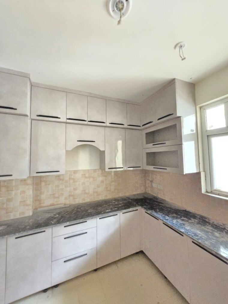Kitchen, kanha-apartments-indirapuram 3 Bedroom 1450 Sq.Ft. Builder Floor In Shakti Khand 2 Ghaziabad 10575011