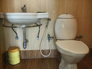 Bathroom in 2 BHK Apartment at Worli – for Sale