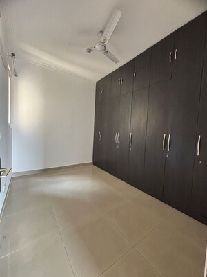 Room in 2 BHK Apartment at Saya Zion, Sector 4 Greater Noida – for Sale