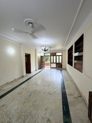 Room in 2 BHK Builder Floor at East Of Kailash – for Rent
