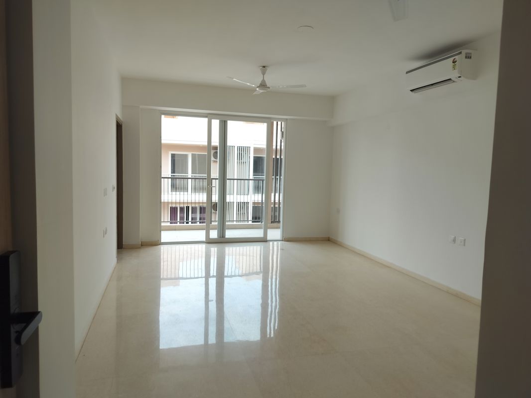3.5 BHK + Basement,Store Room 1600 Sq.Ft. Builder Floor in DLF Gardencity Enclave