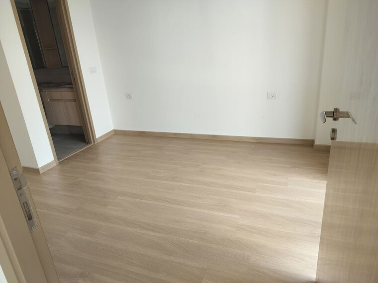 Room, dlf-gardencity-enclave 3.5 Bedroom 1600 Sq.Ft. Builder Floor In Sector 93 Gurgaon 10575044