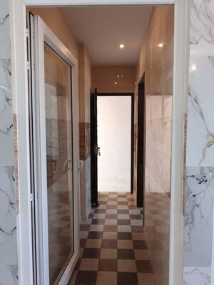 1 BHK Builder Floor – Entrance View at Kalkaji - for Rent