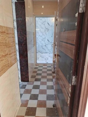 1 BHK Builder Floor – Entrance View at Kalkaji - for Rent