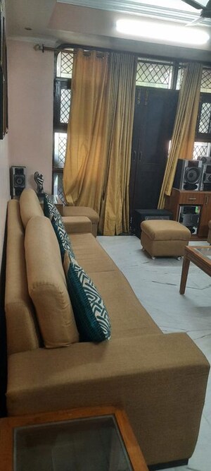 Gym in 4 BHK Builder Floor at Rajendra Nagar Sector 2 – for Sale