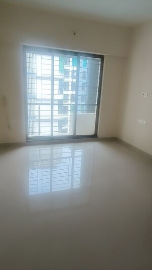 Room in 1 BHK Apartment at Bhoomi Acropolis, Virar West – for Sale