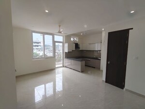 Room in 1 BHK Builder Floor at Ballupur – for Rent
