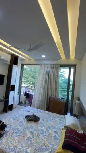 Bedroom in 3 BHK Apartment at Oberoi Realty Splendor, Andheri East – for Rent