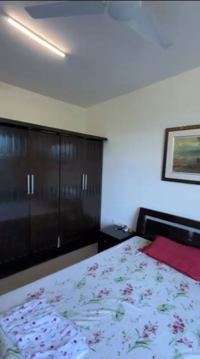 Bedroom, oberoi-realty-splendor 3 Bedroom 1600 Sq.Ft. Apartment In Andheri East Mumbai 10575092