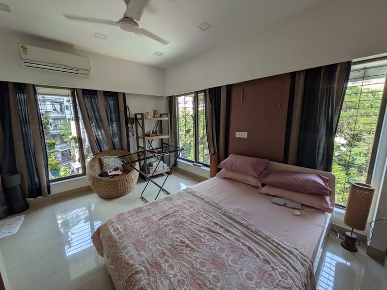 Bedroom, grotto-apartment 1 Bedroom 750 Sq.Ft. Apartment In Bandra West Mumbai 10575091