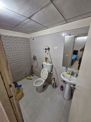 Team Area in 1 RK Apartment at Gaur City 2 - 14th Avenue, Sector 16c Greater Noida – for Rent