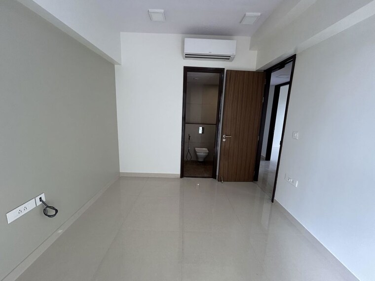Room, lodha-venezia 3 Bedroom 1160 Sq.Ft. Apartment In Parel Mumbai 10575105