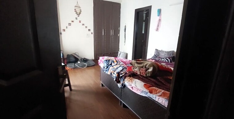Bedroom, amrapali-platinum 3 Bedroom 1495 Sq.Ft. Apartment In Sector 119 Noida 10575103