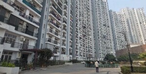 3 BHK Apartment – Exterior View View at Amrapali Platinum, Sector 119 - for Sale