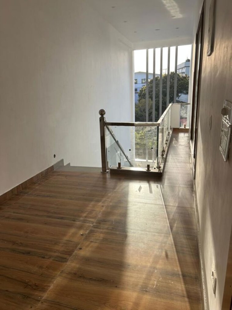 Balcony, nehrugram 2.5 Bedroom 2000 Sq.Ft. Independent House In Nehrugram Dehradun 10575108