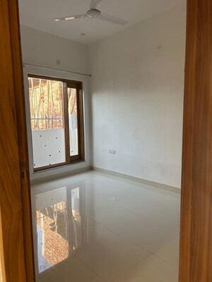 Room in 2.5 BHK Independent House at Nehrugram – for Rent