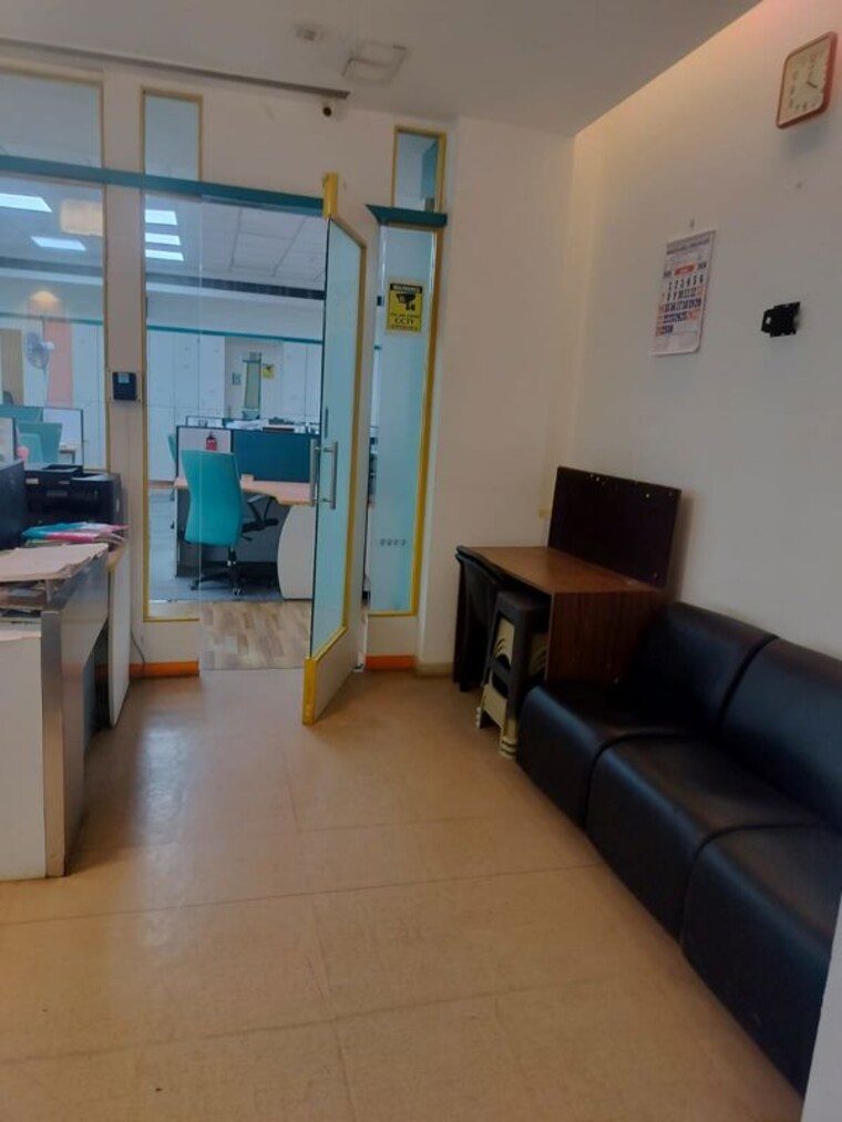 Living Room, orbit-plaza Commercial Office Space 3500 Sq.Ft. In Prabhadevi Mumbai 10575061