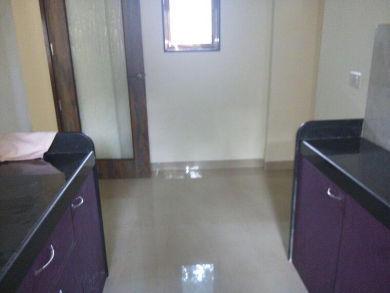Bathroom, sea-gull 2 Bedroom 800 Sq.Ft. Apartment In Pali Hill Mumbai 10575113