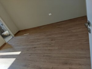 Room in 3.5 BHK Apartment at Signature Global City 79B, Sector 79b – for Sale