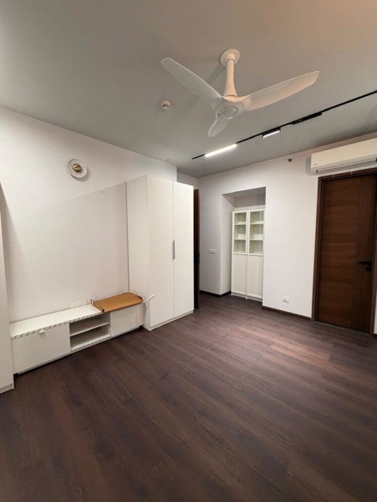 Room, krisumi-waterfall-residences 3.5 Bedroom 2500 Sq.Ft. Apartment In Sector 36a Gurgaon 10575156