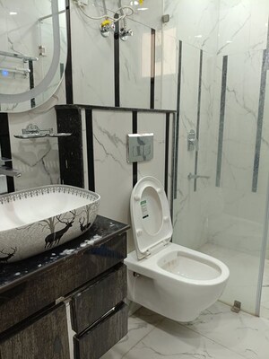 Bathroom in 3 BHK Builder Floor at Malviya Nagar – for Rent