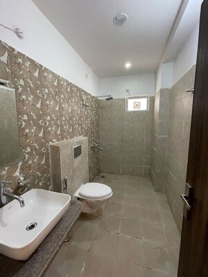 Bathroom in 2 BHK Builder Floor at Shimla Bypass Road – for Rent