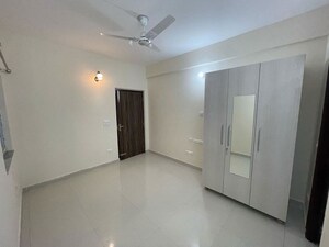 Room in 2 BHK Builder Floor at Shimla Bypass Road – for Rent