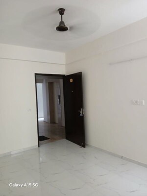 Room in 3 BHK Apartment at Pivotal Paradise, Sector 62 – for Rent