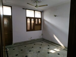 Room in 2 BHK Builder Floor at Kailash Hills – for Rent