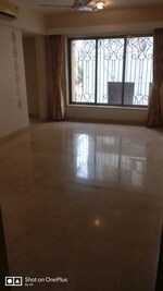 3 BHK 2000 Sq.Ft. Apartment in Bandra West