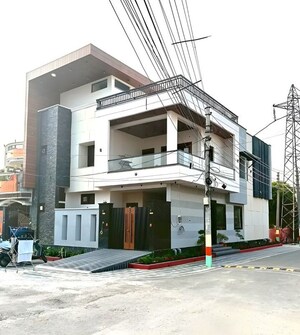  Villa For Sale in Ottapalam