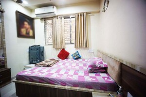 Bedroom in 3 BHK Penthouse at Chandkheda – for Sale
