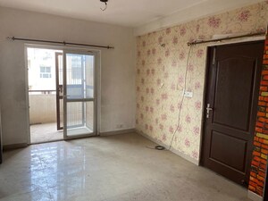 Room in 3.5 BHK Builder Floor at BPTP Elite Floors, Sector 83 – for Rent