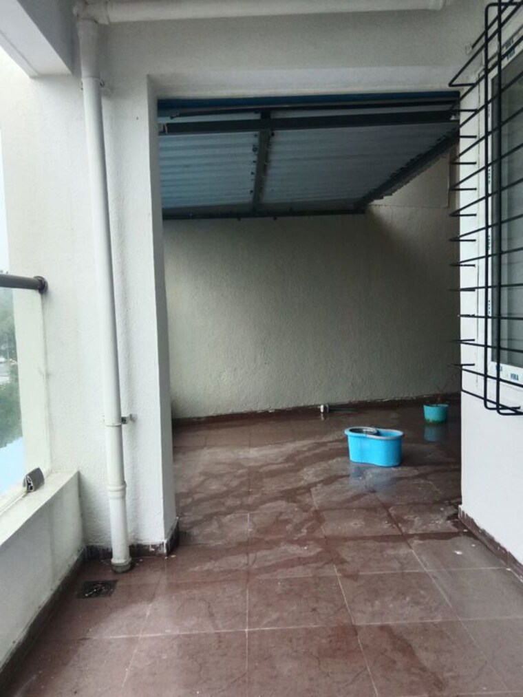 Bathroom, rr-lunkad-66-avenue 2 Bedroom 800 Sq.Ft. Apartment In Pimple Nilakh Pune 10575349